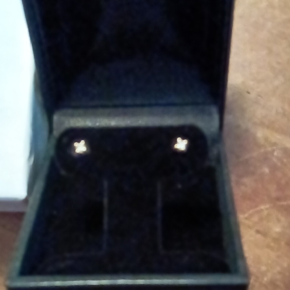 Kay Jewelers Gold Stud Earrings